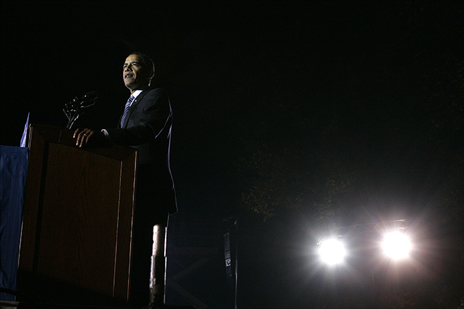 President Barack Obama, speaks to a crowd of more than 20,000 at a rally in Wicker Park, HIghland, Oct. 31, 2008.